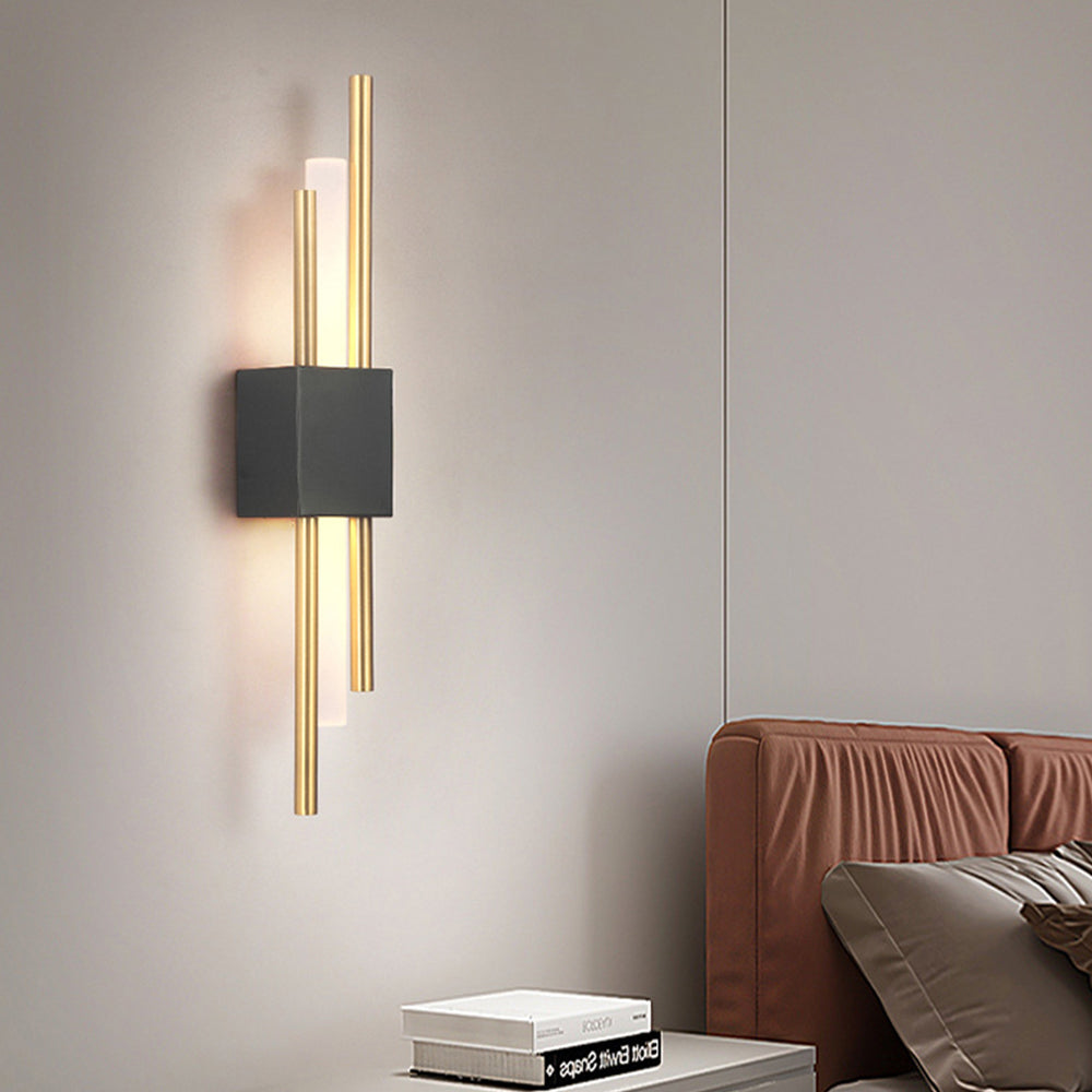 VIOLARA - Black and Gold Modern Wall Light