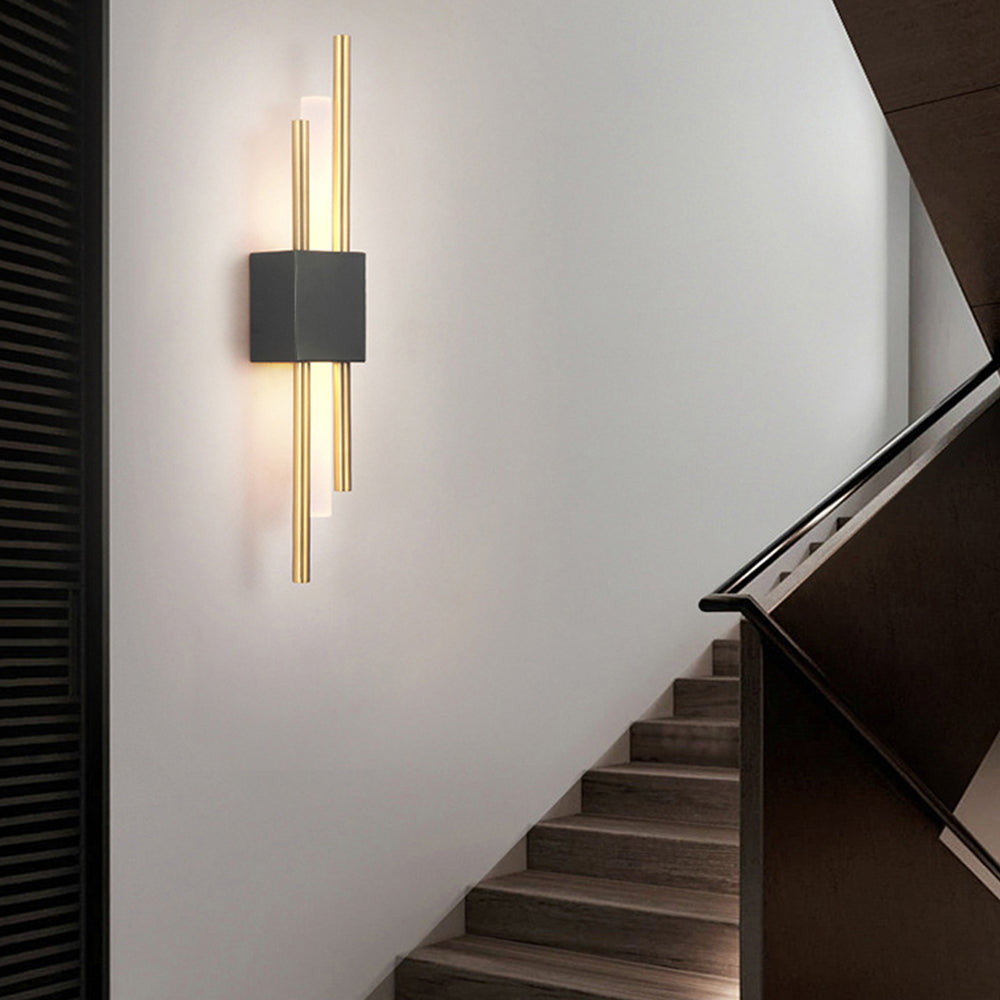 VIOLARA - Black and Gold Modern Wall Light