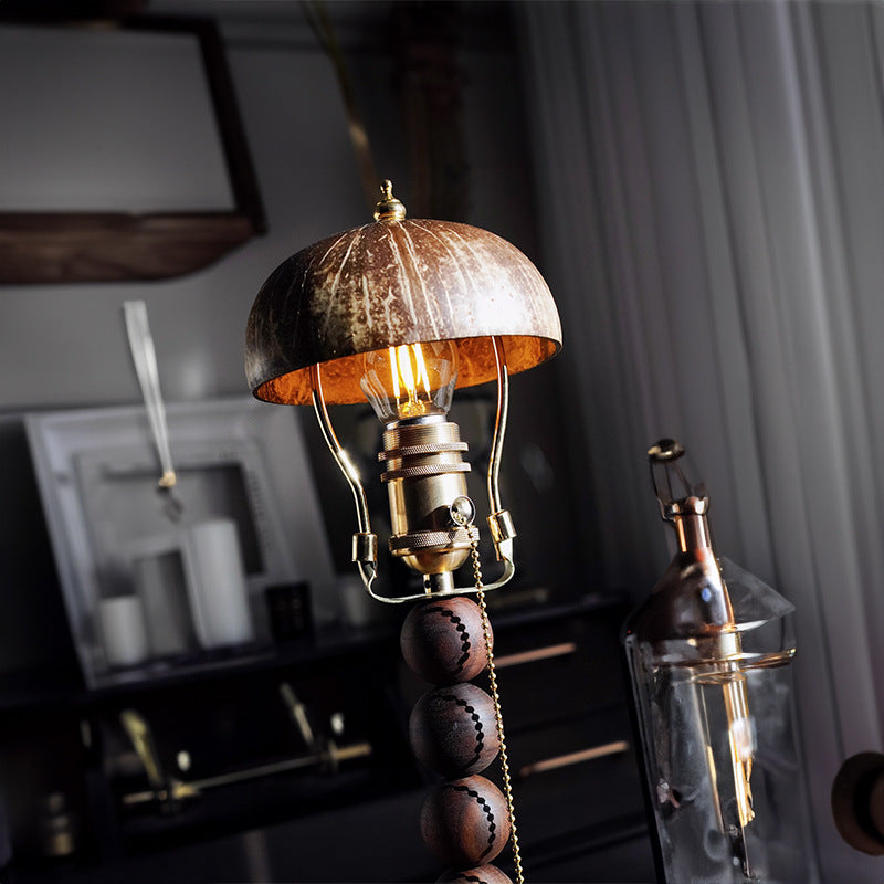 COCOVIA - Rustieke Tafel Lamp van Kokosnootschil